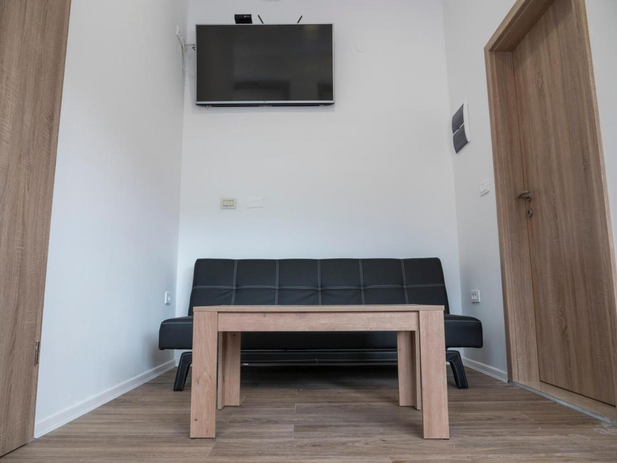Apartments Aura Deskle 外观 照片